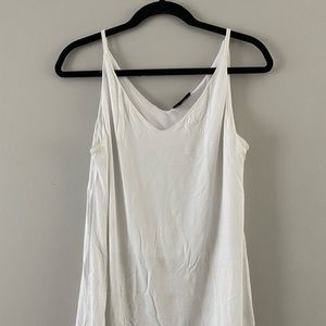 White tank